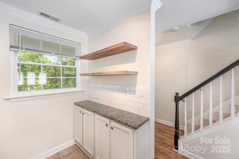 1218 Green Oaks Lane Charlotte NC 28205