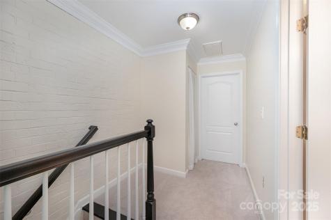 1218 Green Oaks Lane Charlotte NC 28205