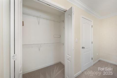 1218 Green Oaks Lane Charlotte NC 28205