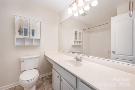 1218 Green Oaks Lane Charlotte NC 28205