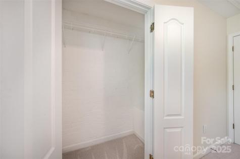 1218 Green Oaks Lane Charlotte NC 28205