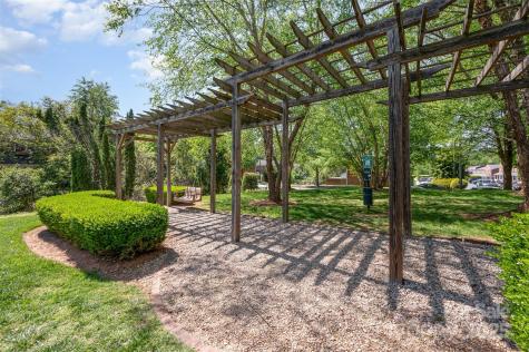 1218 Green Oaks Lane Charlotte NC 28205