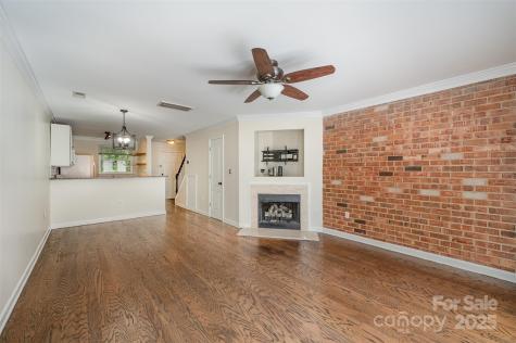 1218 Green Oaks Lane Charlotte NC 28205