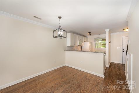 1218 Green Oaks Lane Charlotte NC 28205