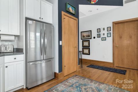 59 College Street Asheville NC 28801