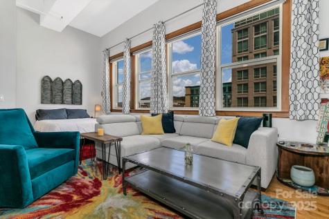 59 College Street Asheville NC 28801