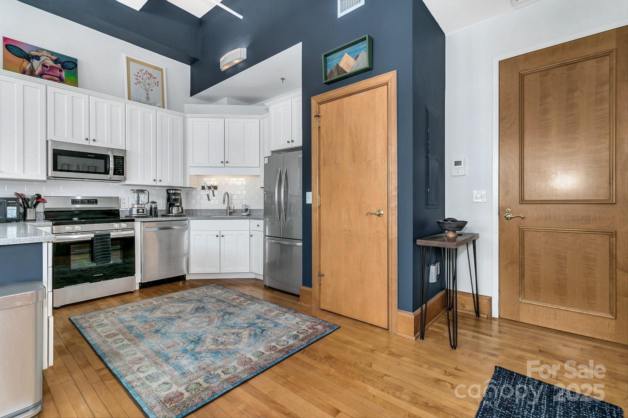 59 College Street Asheville NC 28801