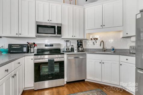 59 College Street Asheville NC 28801