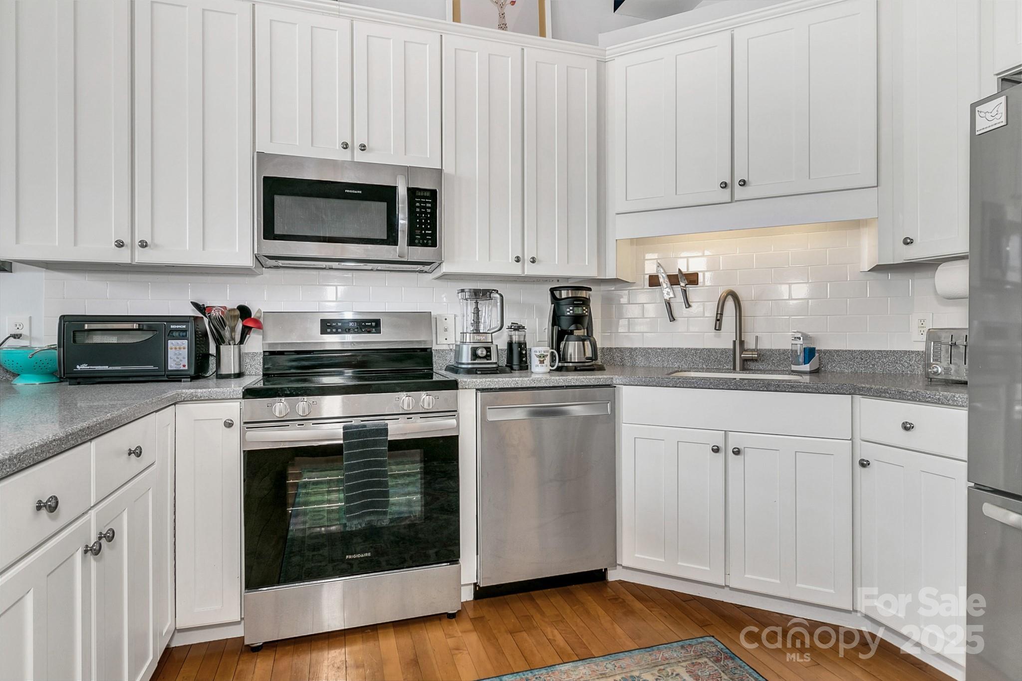 59 College Street Asheville NC 28801