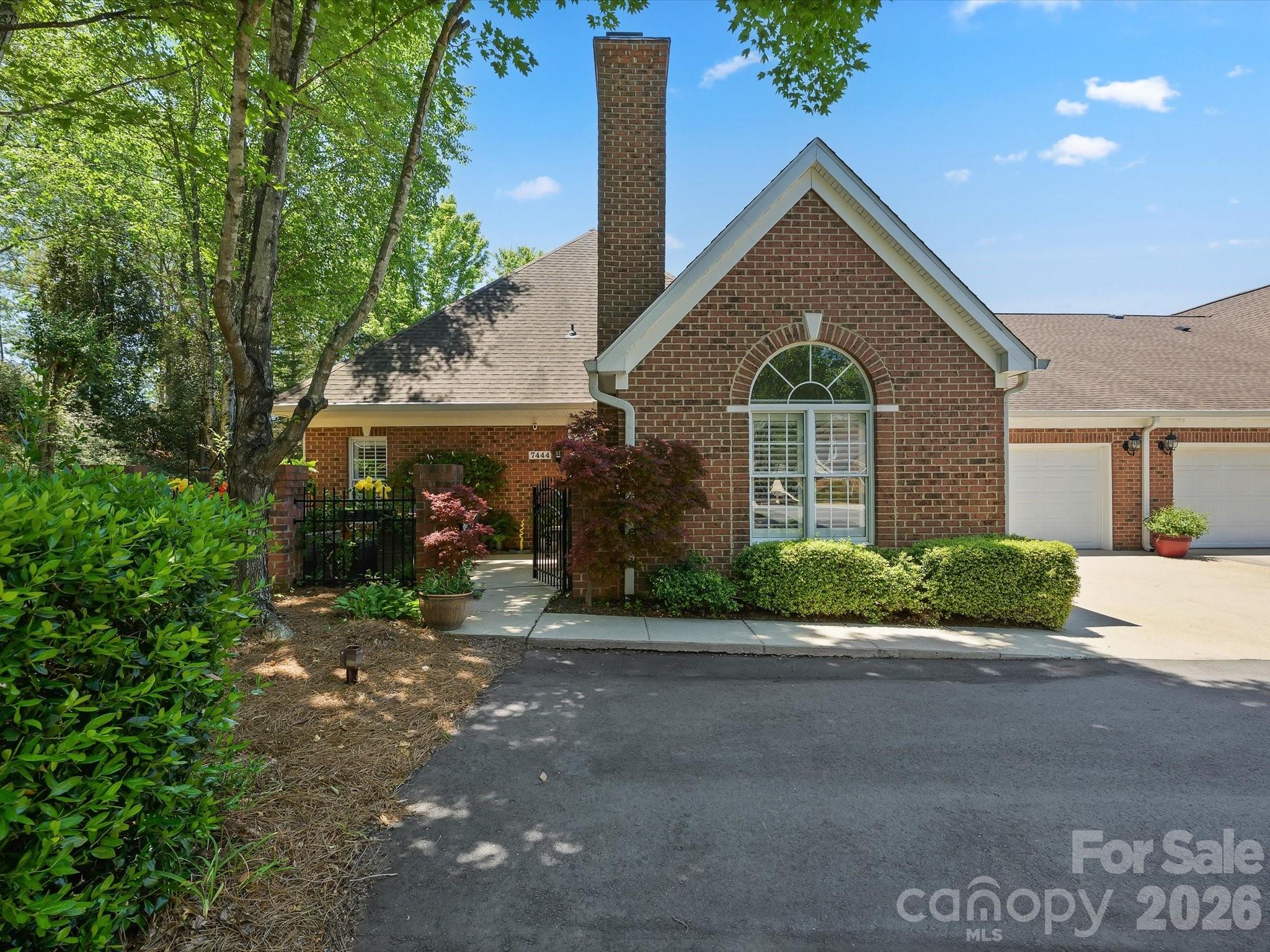 7444 Hurstbourne Green Drive Charlotte NC 28277