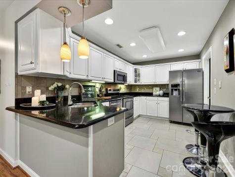 7444 Hurstbourne Green Drive Charlotte NC 28277