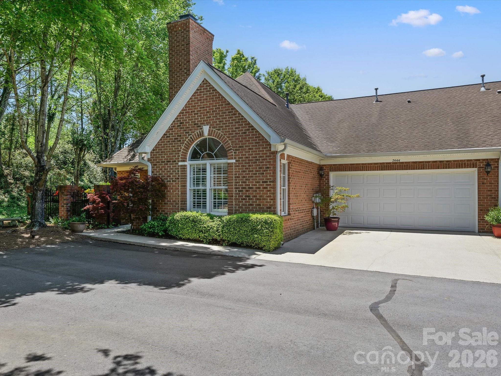 7444 Hurstbourne Green Drive Charlotte NC 28277