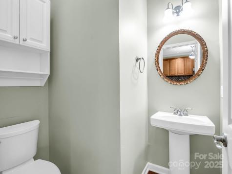 89 Victoria Park Drive Hendersonville NC 28792