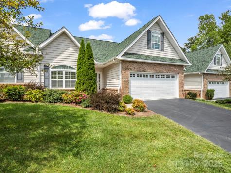 89 Victoria Park Drive Hendersonville NC 28792