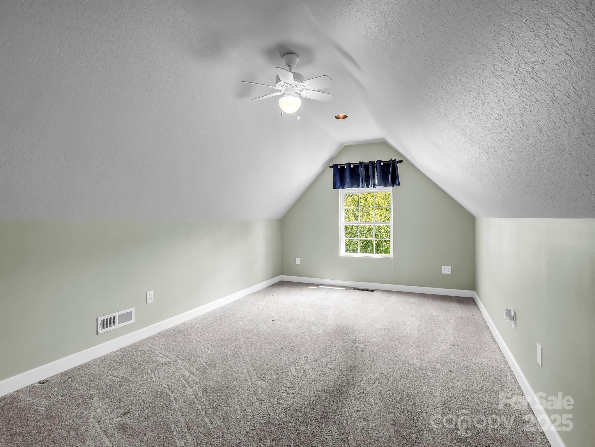 89 Victoria Park Drive Hendersonville NC 28792