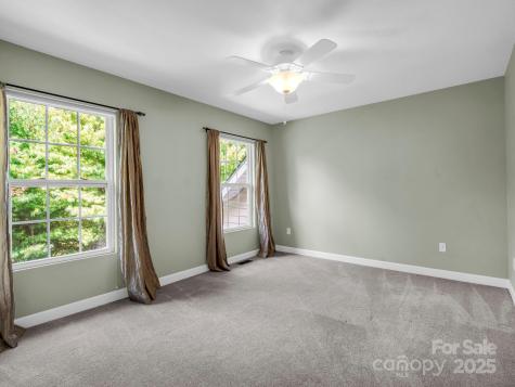 89 Victoria Park Drive Hendersonville NC 28792