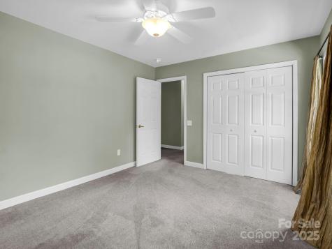 89 Victoria Park Drive Hendersonville NC 28792