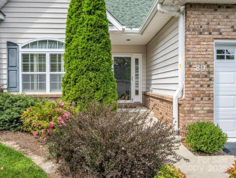 89 Victoria Park Drive Hendersonville NC 28792