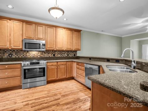 89 Victoria Park Drive Hendersonville NC 28792