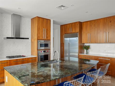 7 Patton Avenue Asheville NC 28801