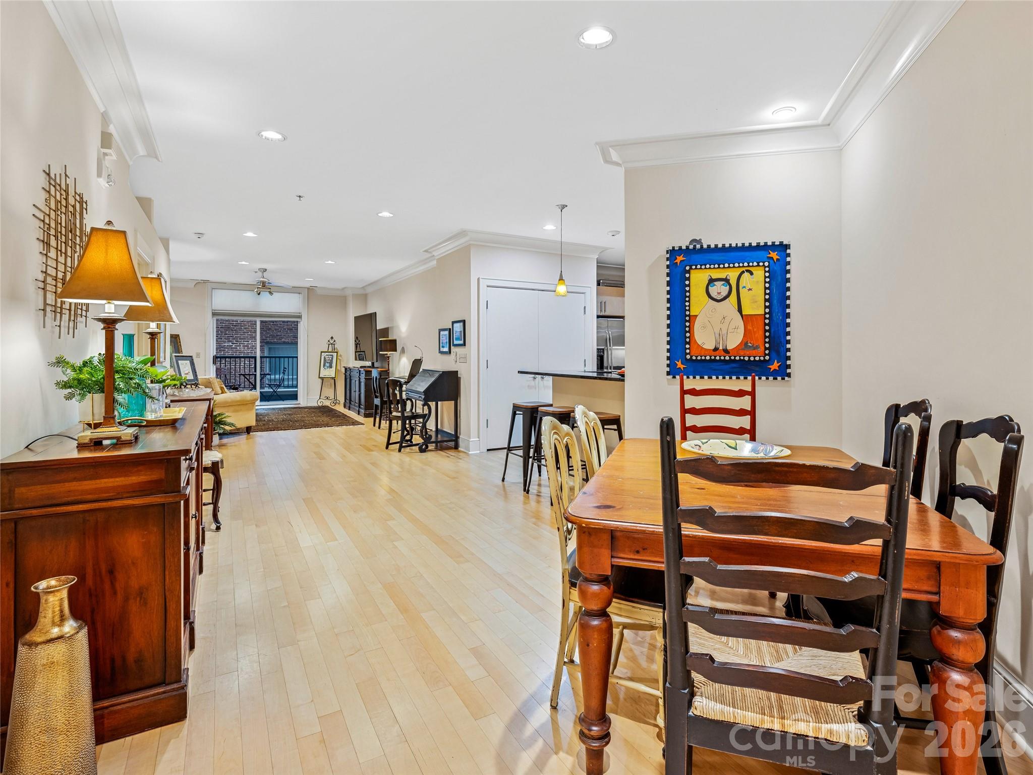 Asheville NC, 21 Battery Park Avenue, Unit 308