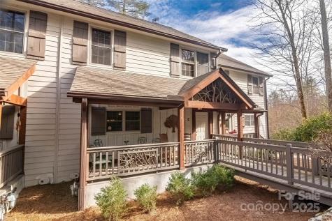 620 Sapphire Valley Road Cashiers NC 28717