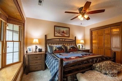 620 Sapphire Valley Road Cashiers NC 28717