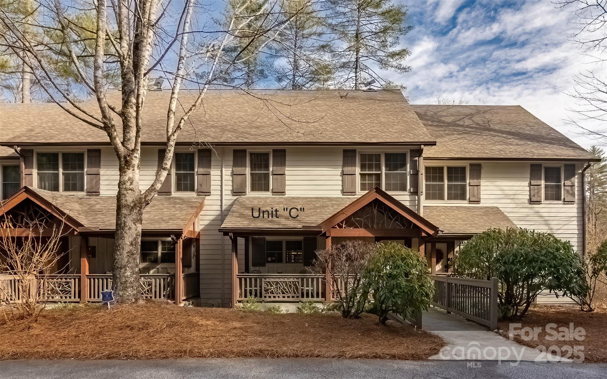 620 Sapphire Valley Road Cashiers NC 28717
