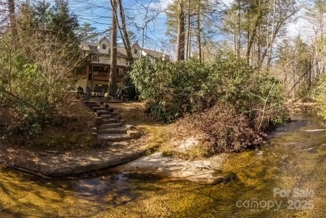 620 Sapphire Valley Road Cashiers NC 28717