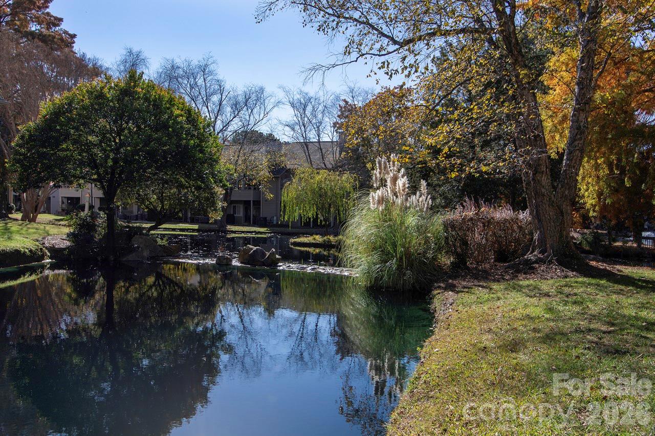 2536 Stradbrook Drive Charlotte NC 28210