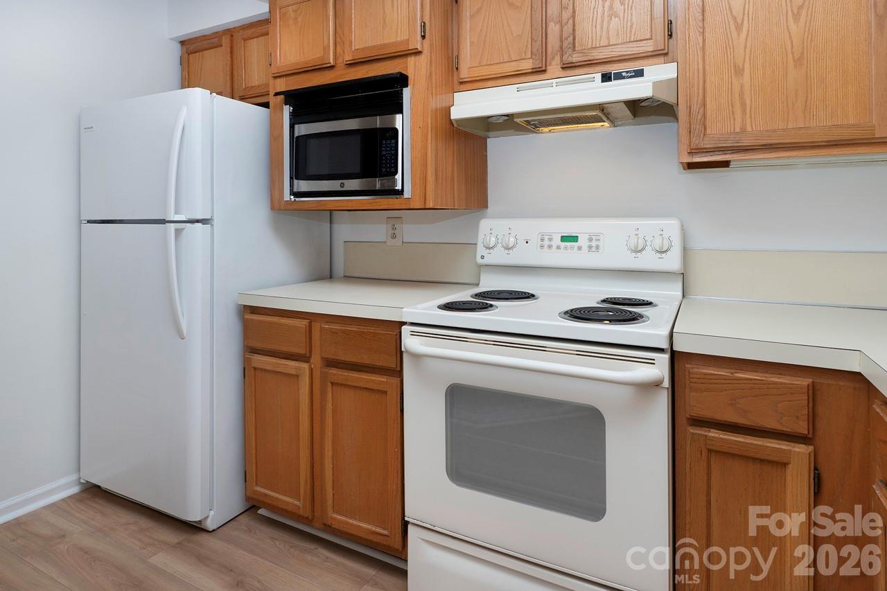 2536 Stradbrook Drive Charlotte NC 28210