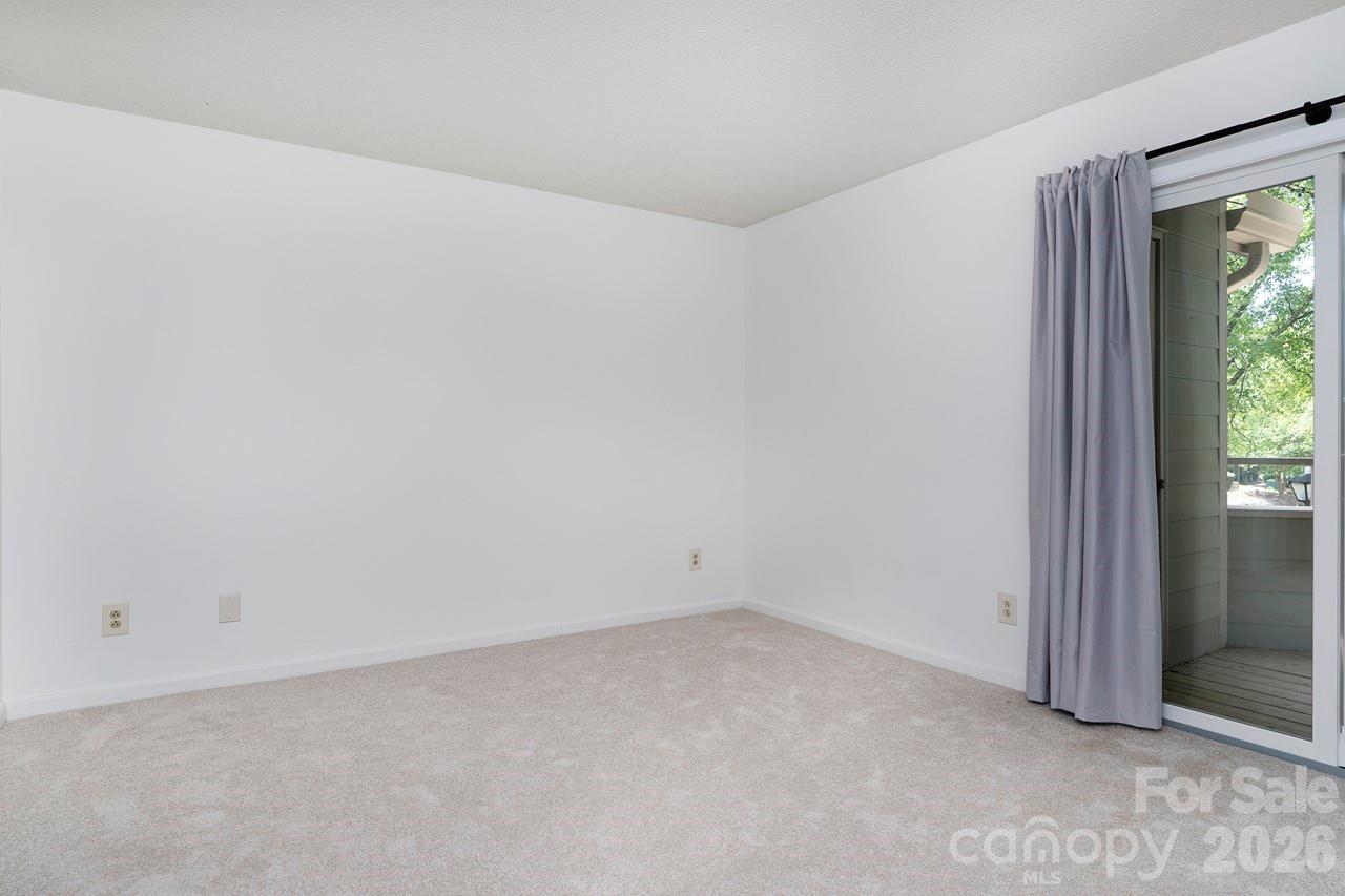 2536 Stradbrook Drive Charlotte NC 28210