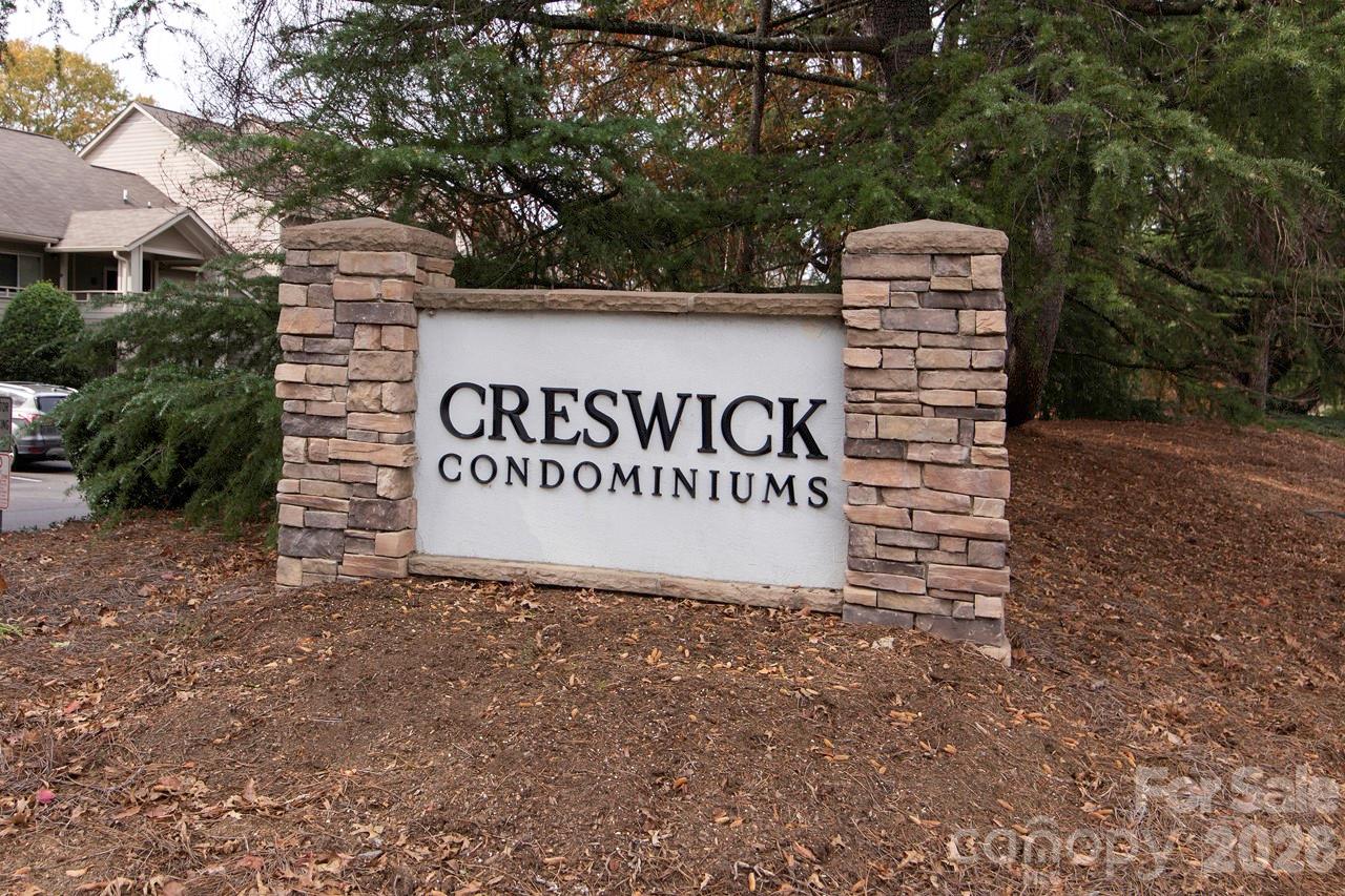 2536 Stradbrook Drive Charlotte NC 28210