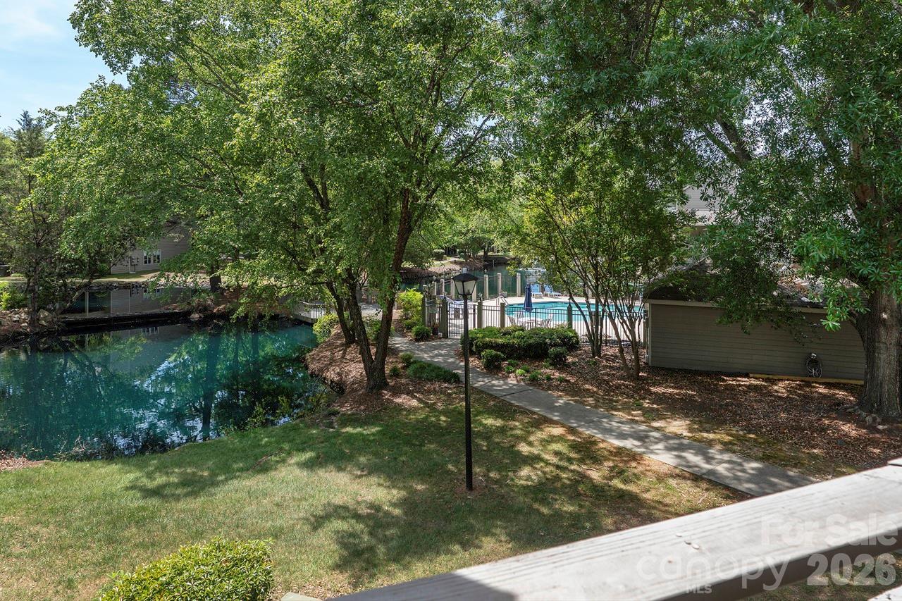 2536 Stradbrook Drive Charlotte NC 28210