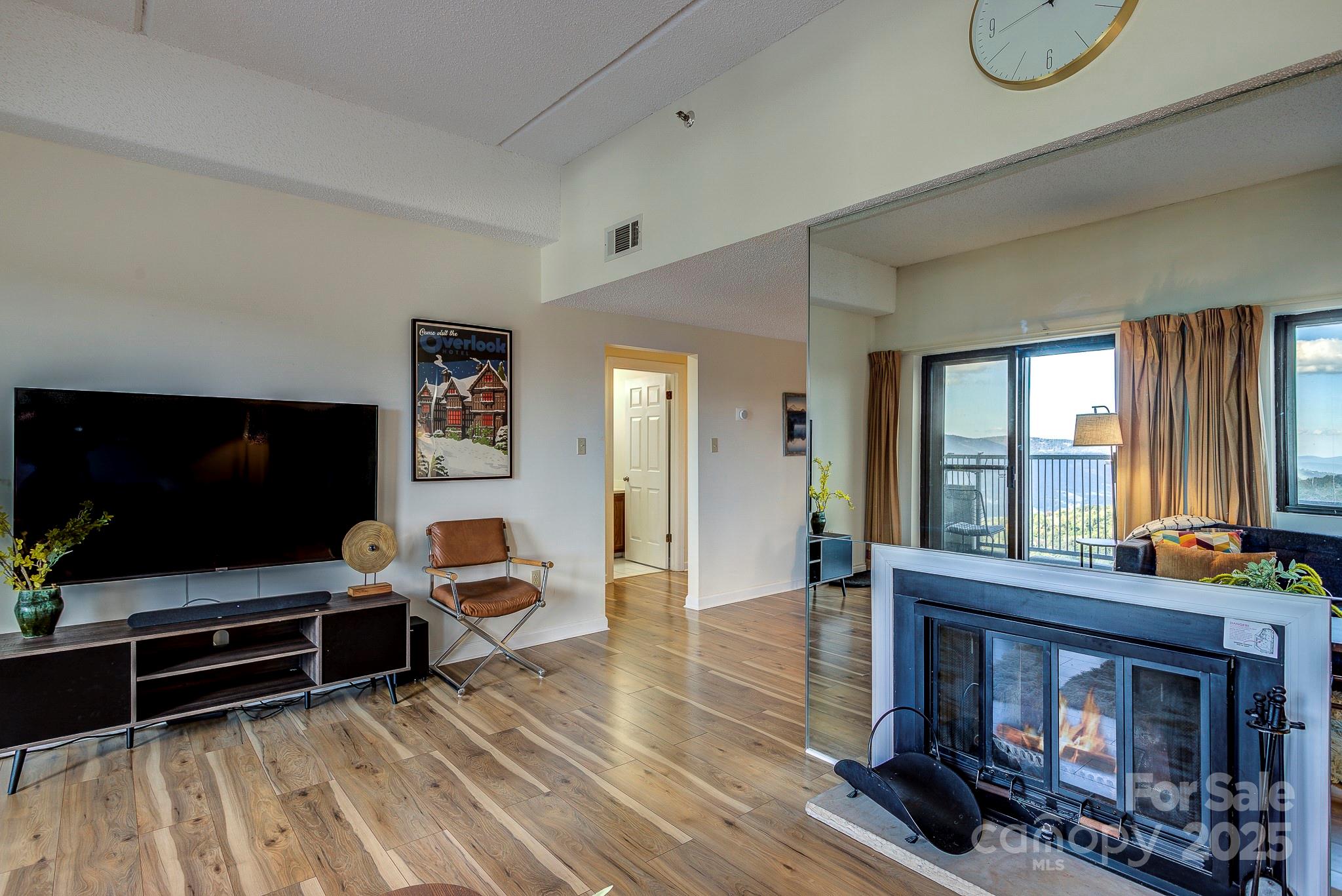 303 Sugar Top Drive Sugar Mountain NC 28604