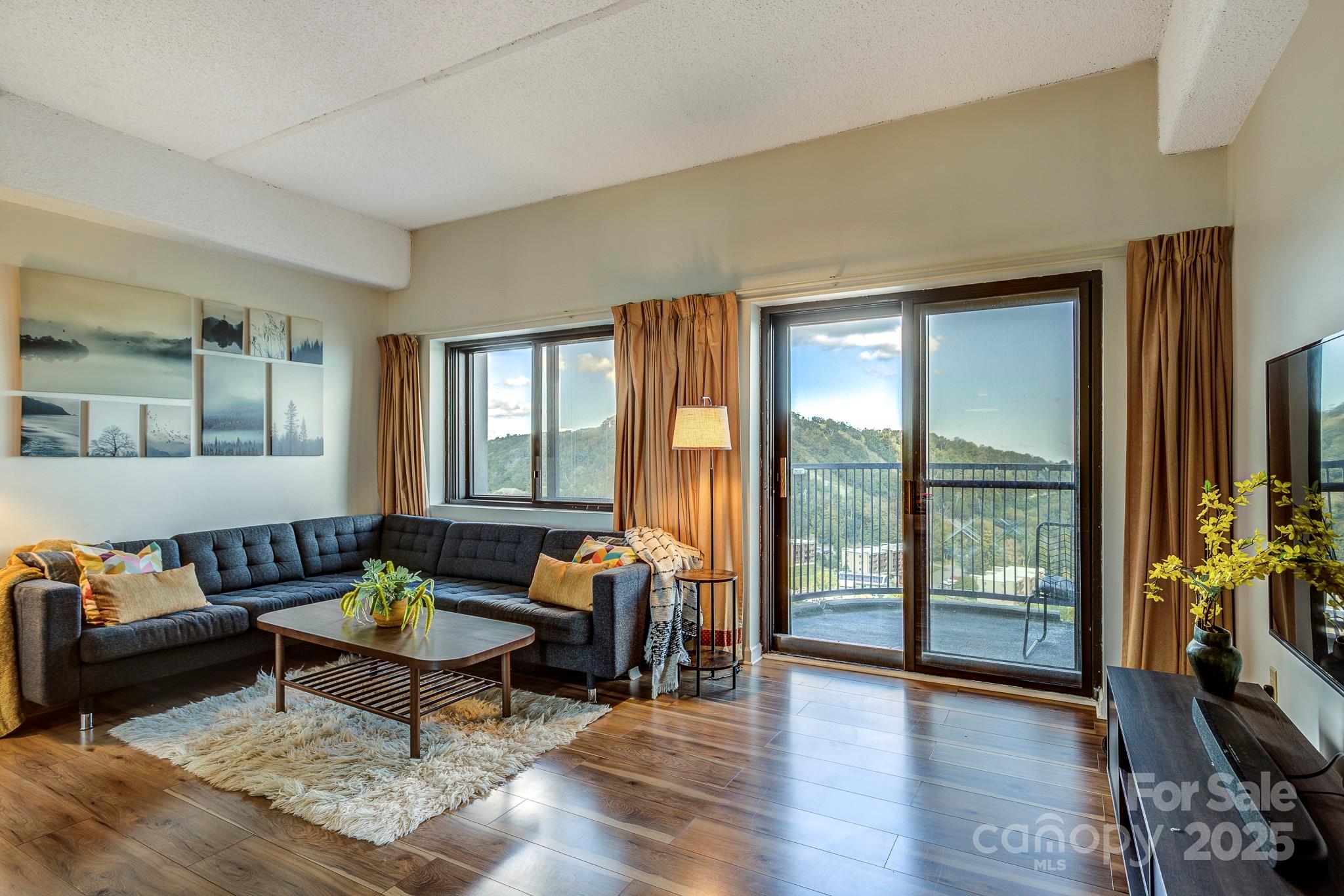 303 Sugar Top Drive Sugar Mountain NC 28604