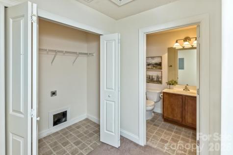 123 Foxden Drive Fletcher NC 28732