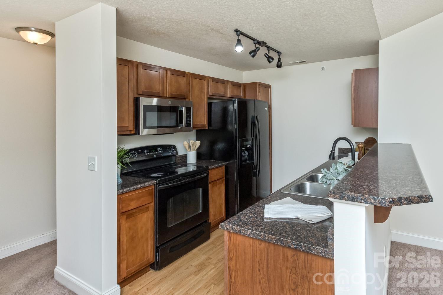 123 Foxden Drive Fletcher NC 28732