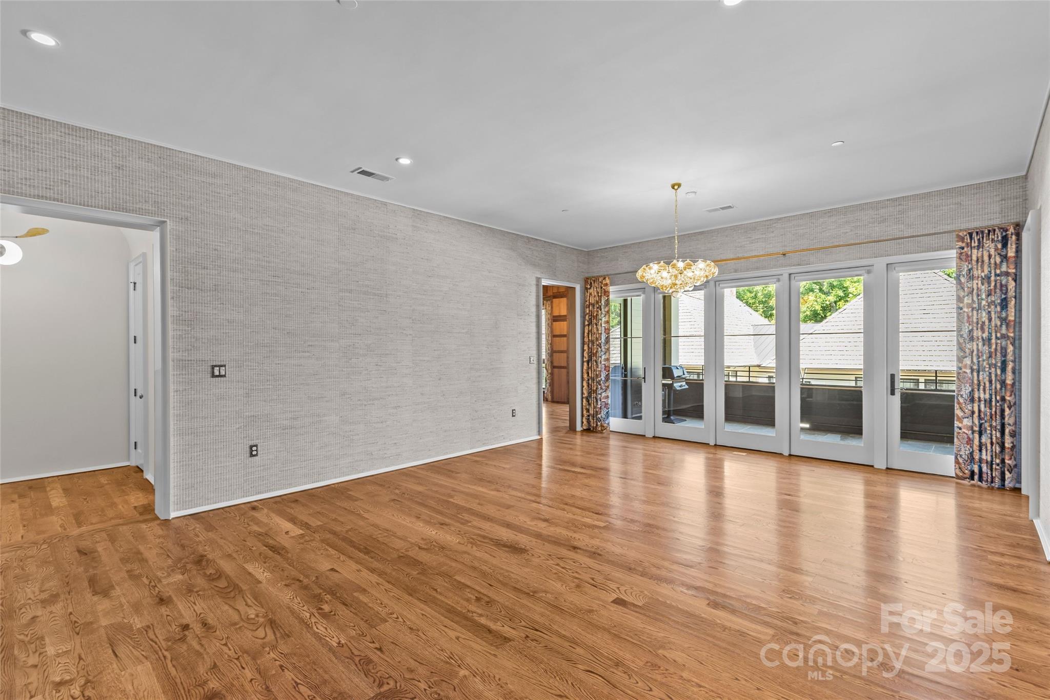 1172 Queens Road Charlotte NC 28207