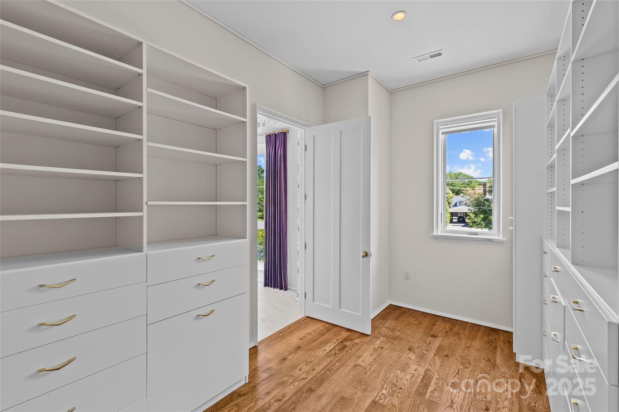 1172 Queens Road Charlotte NC 28207