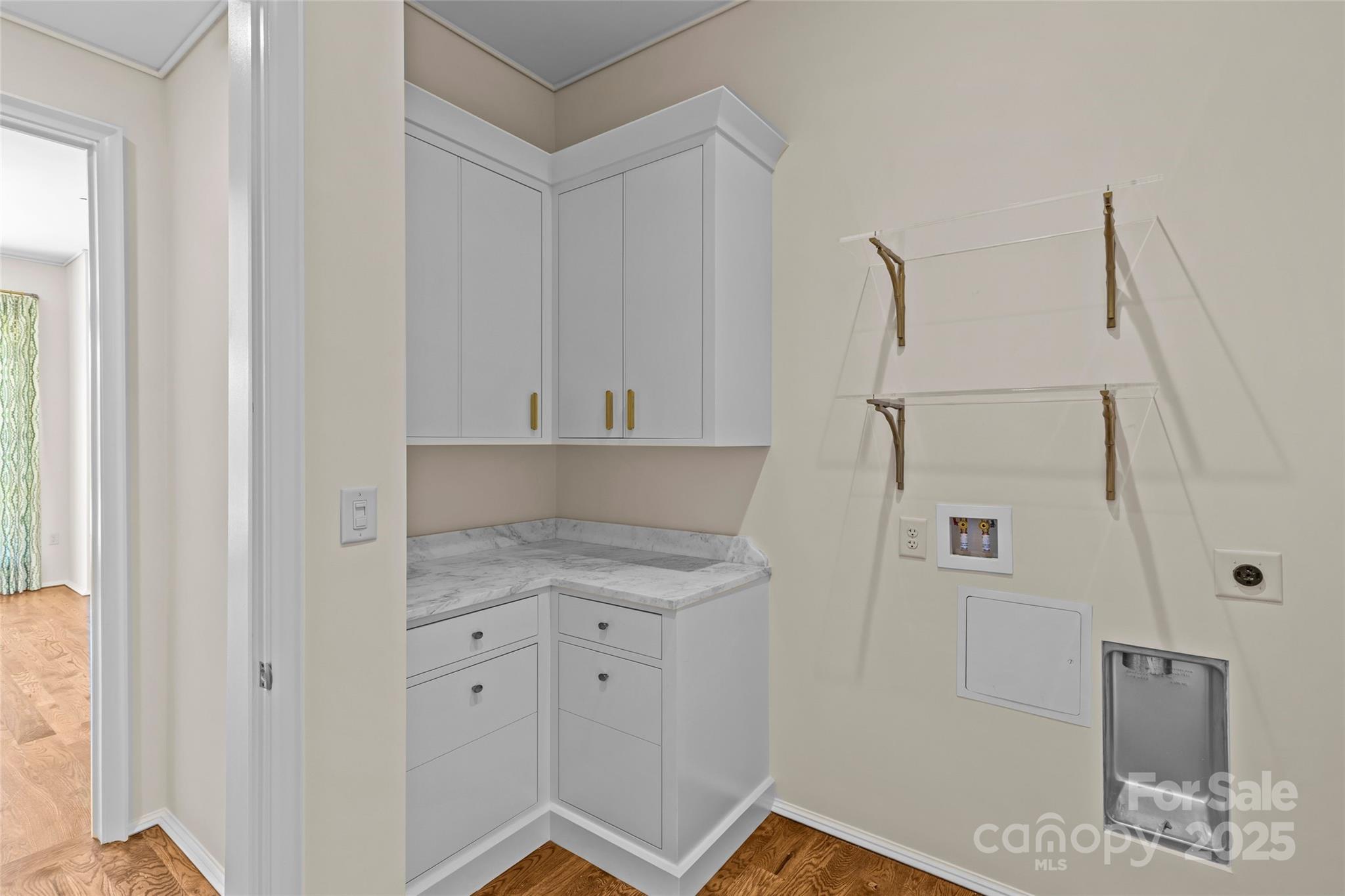 1172 Queens Road Charlotte NC 28207