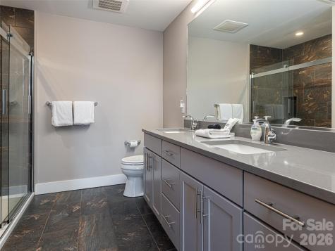 45 Asheland Avenue Asheville NC 28801