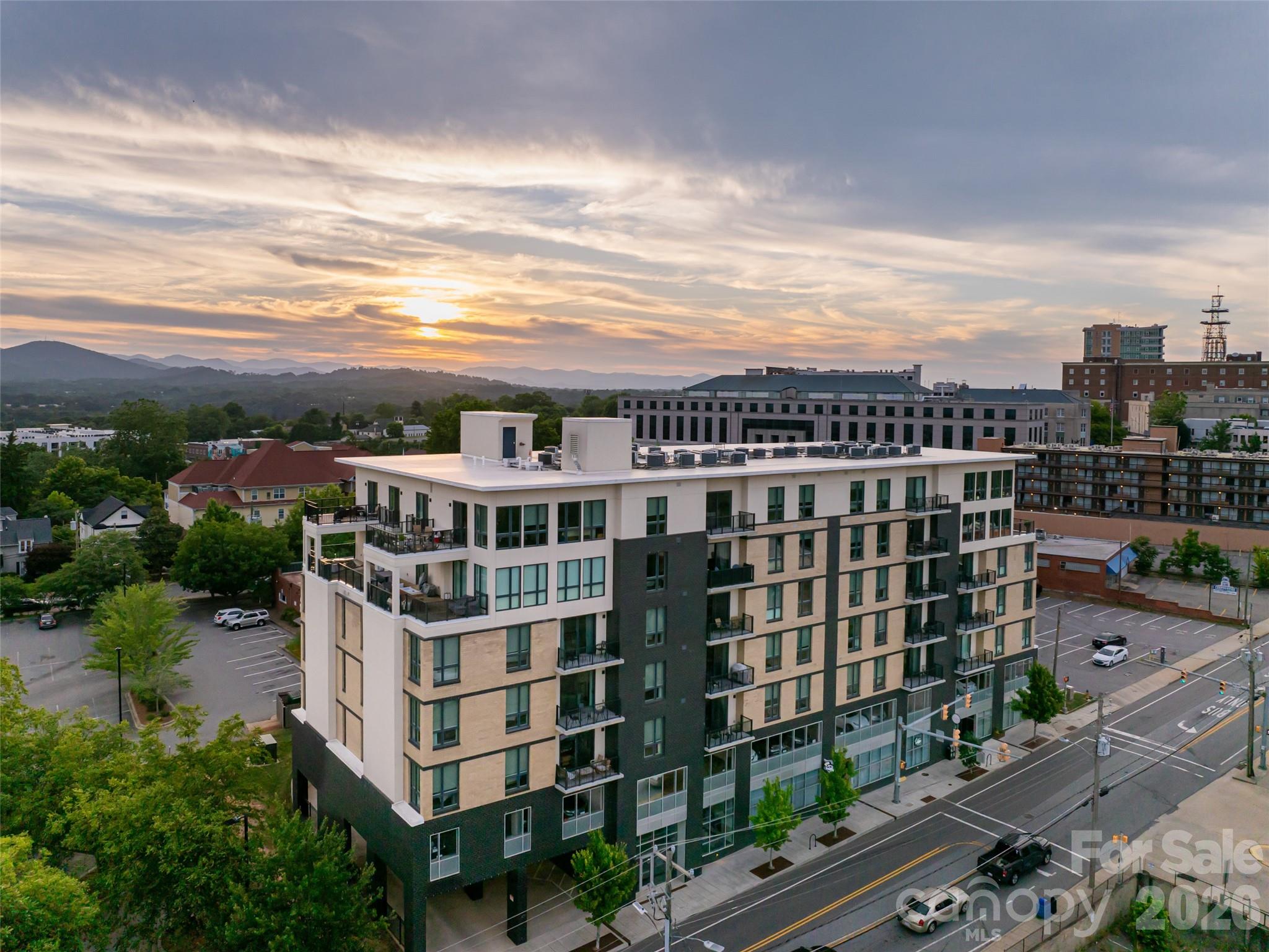 45 Asheland Avenue Asheville NC 28801
