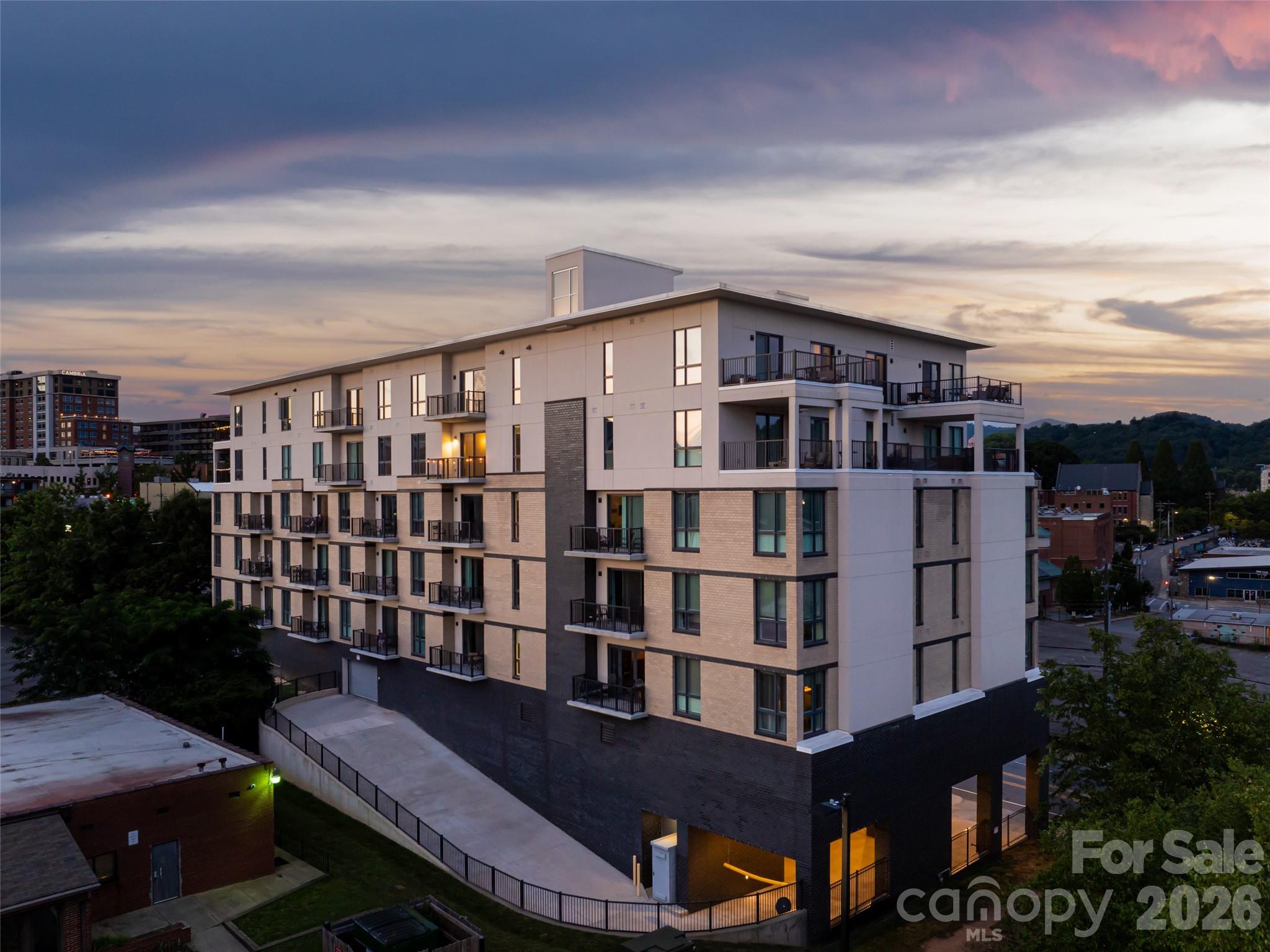 45 Asheland Avenue Asheville NC 28801