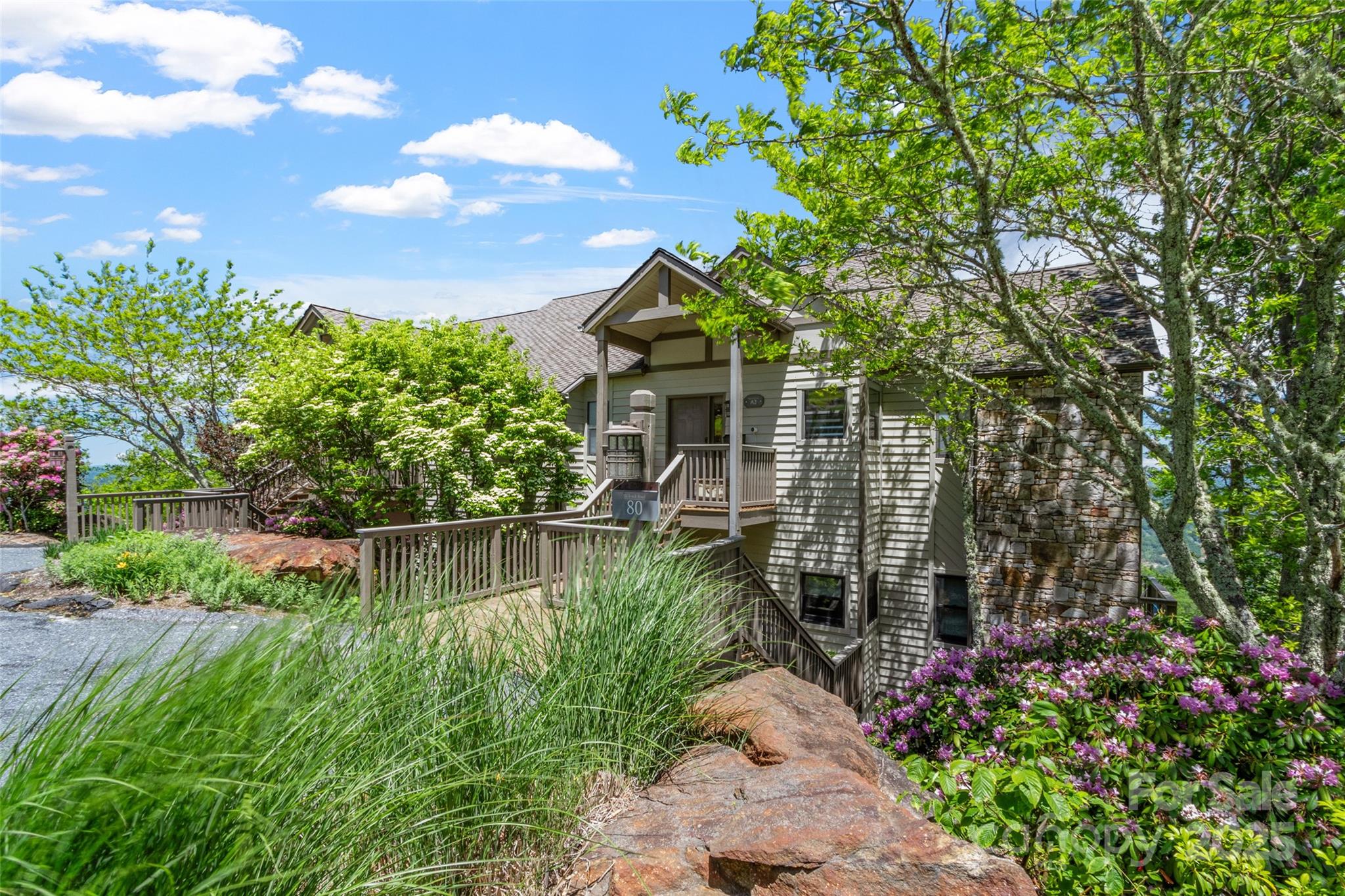 Featured Listing