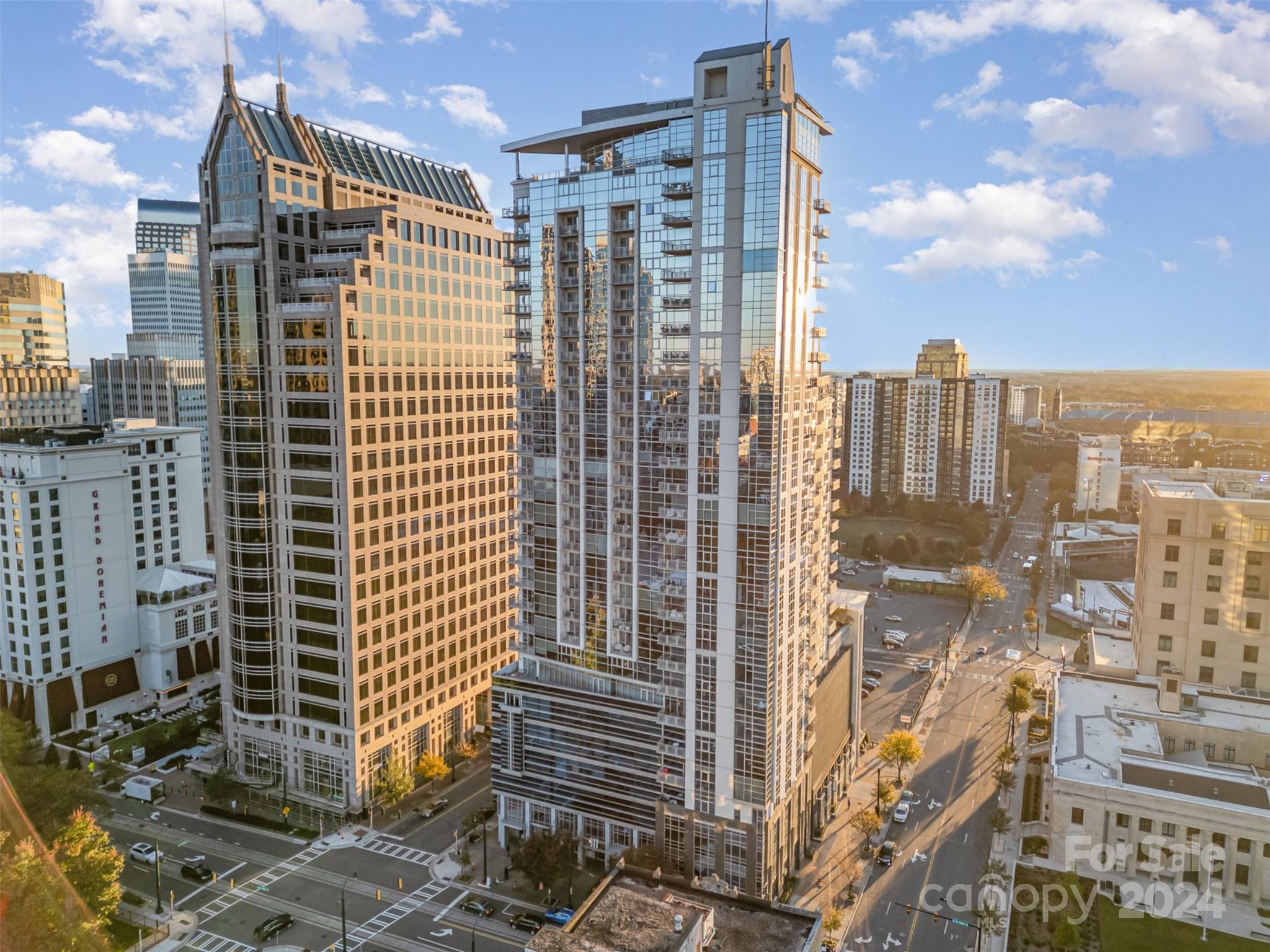 333 W Trade Street Charlotte NC 28202