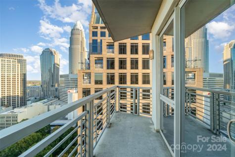 333 W Trade Street Charlotte NC 28202
