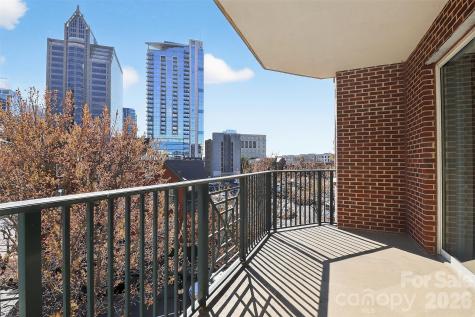 300 W 5th Street W Charlotte NC 28202