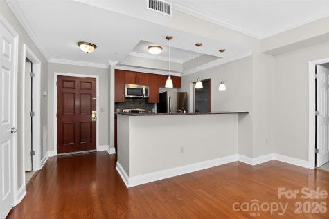 300 W 5th Street W Charlotte NC 28202