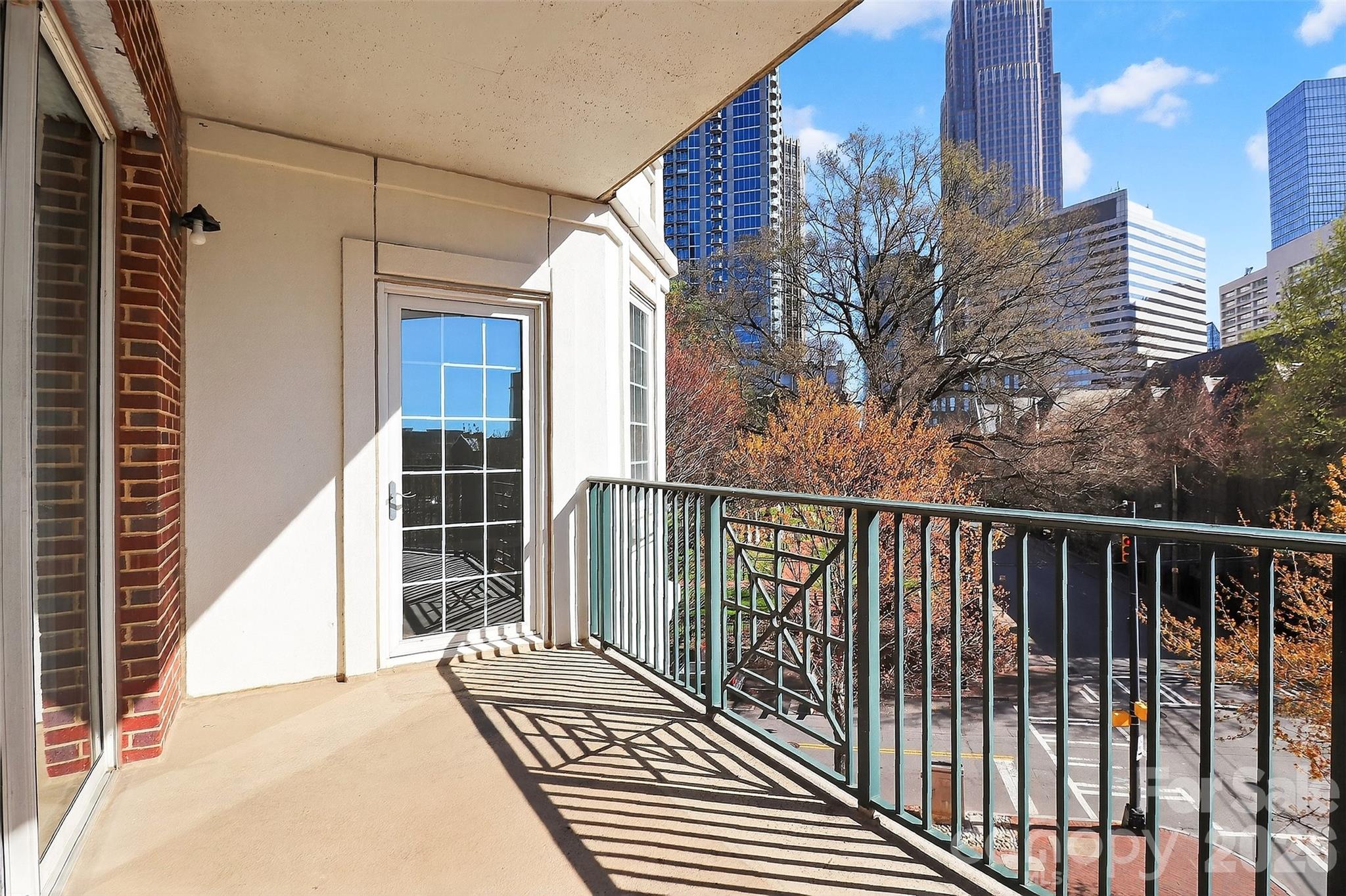 300 W 5th Street W Charlotte NC 28202